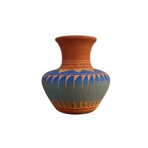 Hand Painted  And Signed 3 in Navajo Native American Southwestern Pottery Jar